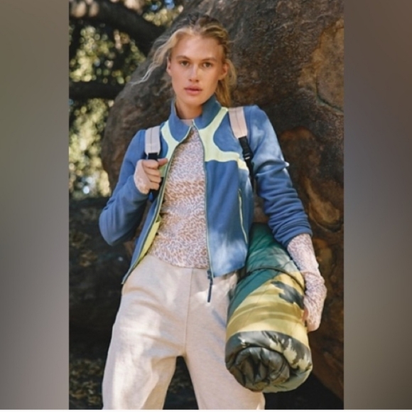 FREE PEOPLE MOVEMENT In The Zone zip up fleece hoodie - Picture 1 of 8